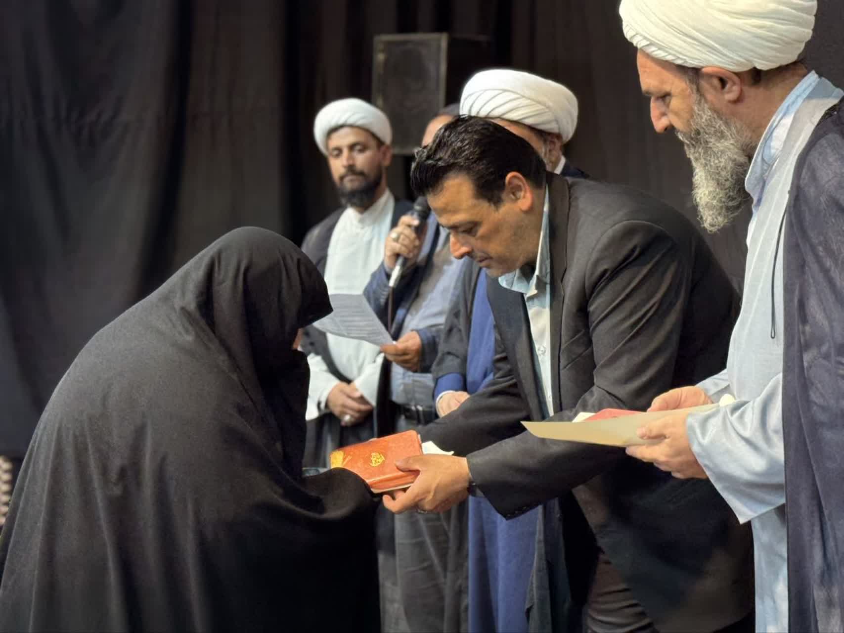  تکریم عوامل اعتکاف شهرستان فردوس برگزار شد