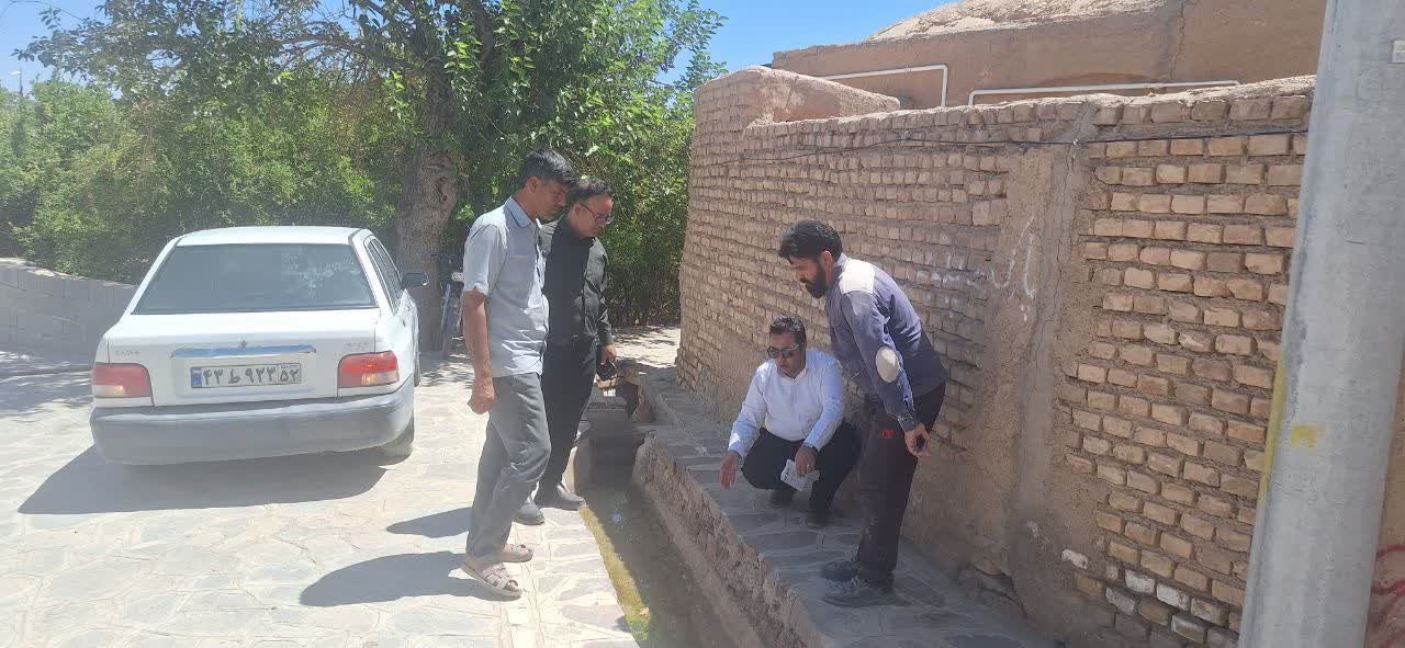 بازدید بخشدار مرکزی از باغ روستای کرند بخشدار مرکزی بشرویه 