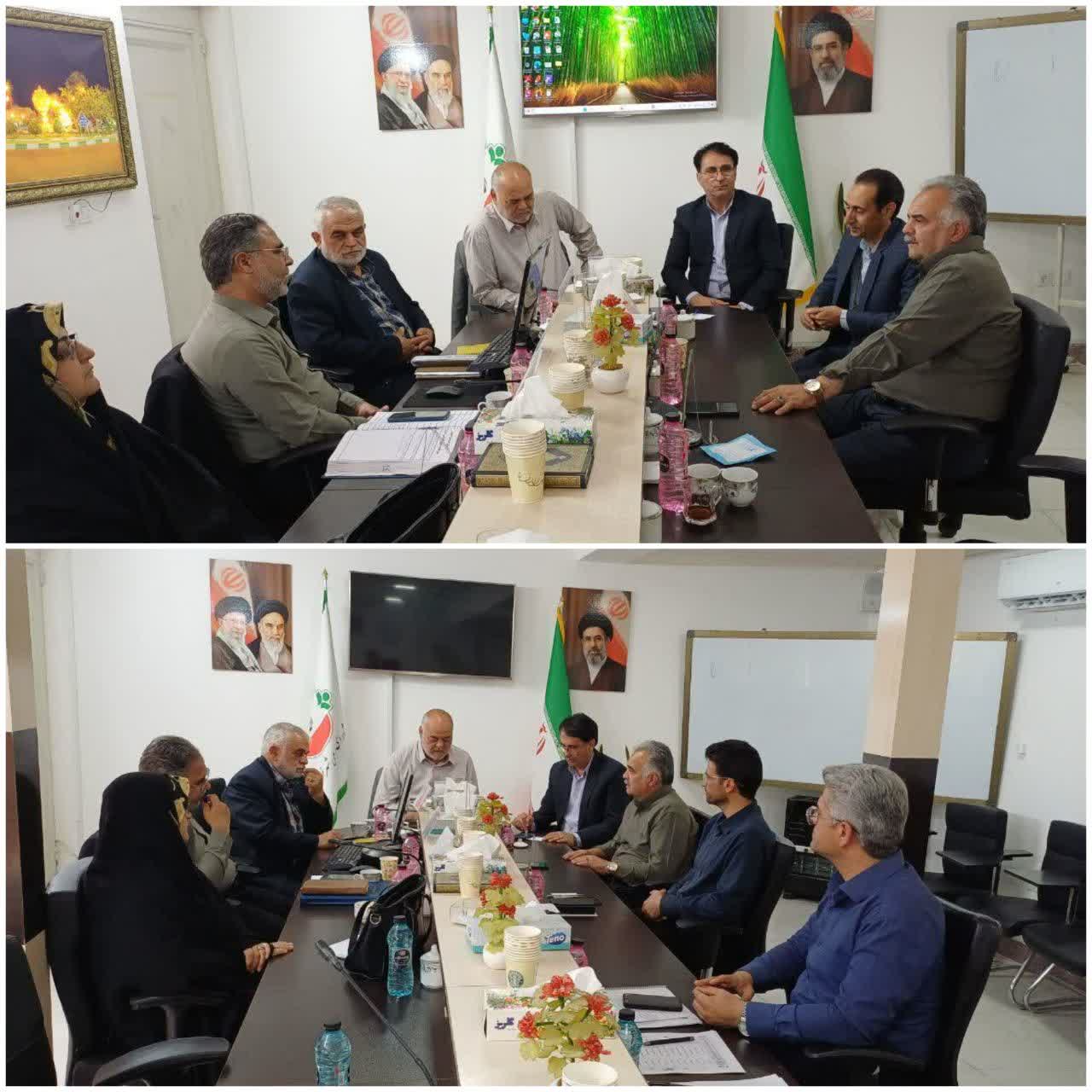 بررسی مسائل فضای سبز شهرداری فردوس در جلسه شورای شهر