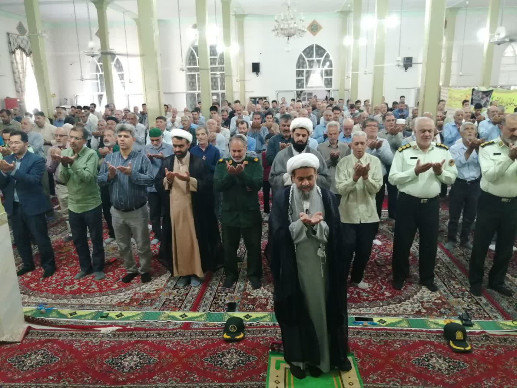 حضور فرماندار بشرویه در نماز جمعه