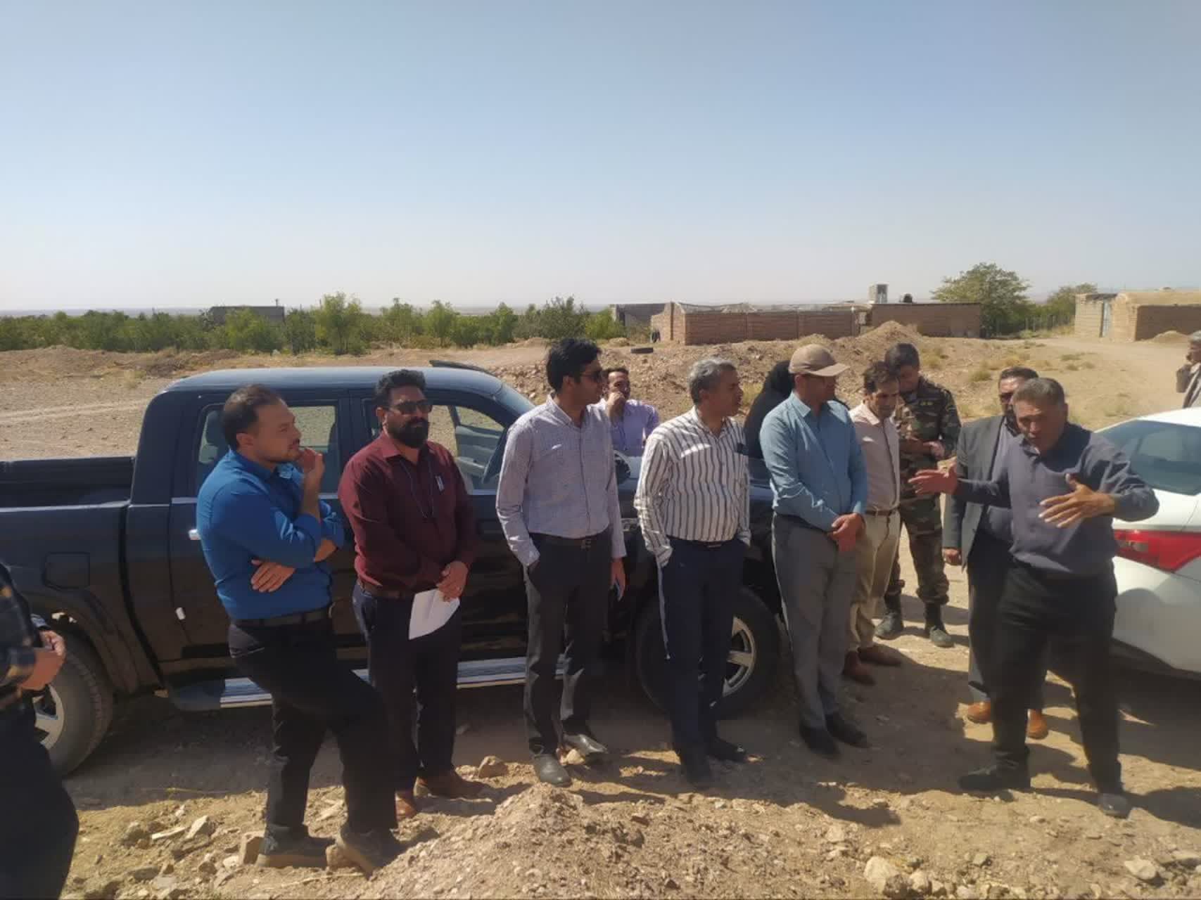 بازدید میدانی فرماندار سرایان از پروژه سیل‌بند مدیریت بحران و سایت نهضت ملی مسکن