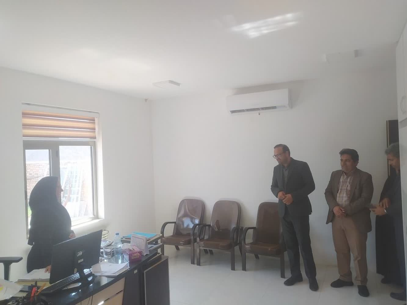 بازدید فرماندار سرایان از شهرداری سه‌قلعه و تقدیر از خدمات کارکنان