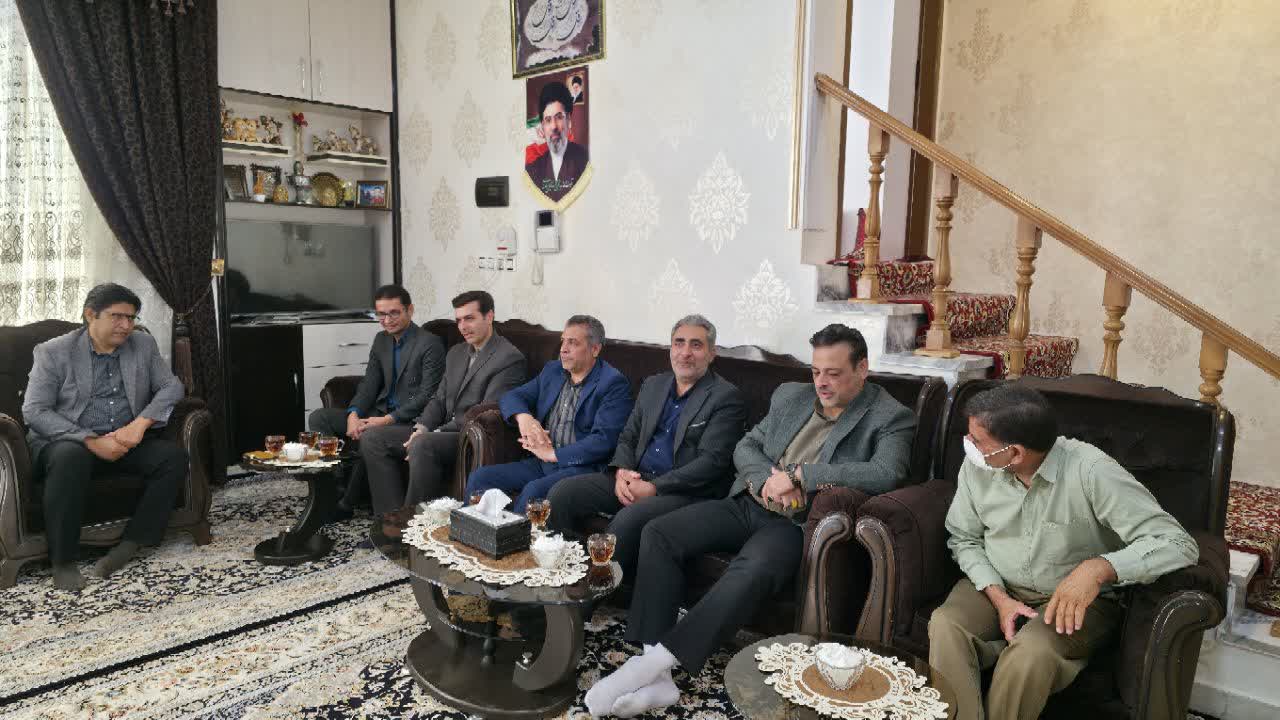 عیادت فرماندار فردوس از رئیس امور عشایر شهرستان