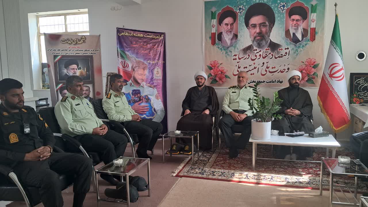 دیدار فرمانده انتظامی بشرویه با امام جمعه بخش ارسک به مناسبت هفته انتظامی