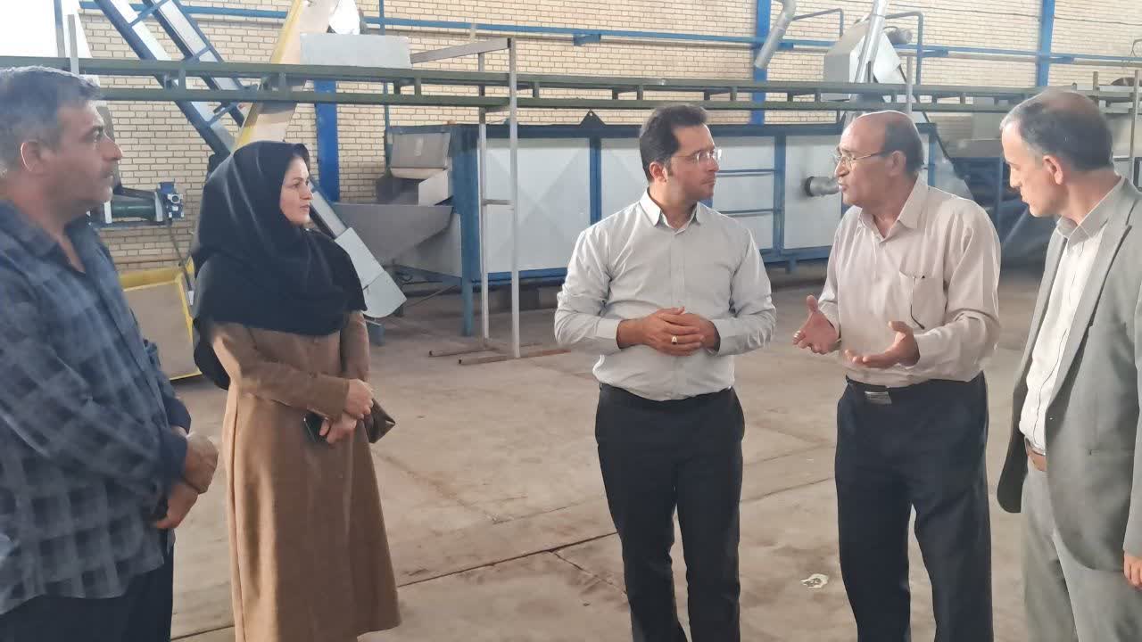 بازدید فرماندار بشرویه از ترمینال‌های ضبط و فرآوری پسته شهرستان