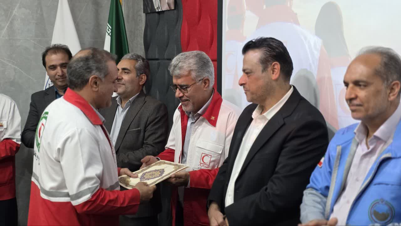 با حضور فرماندار شهرستان فردوس انجام شد؛ تجلیل از...