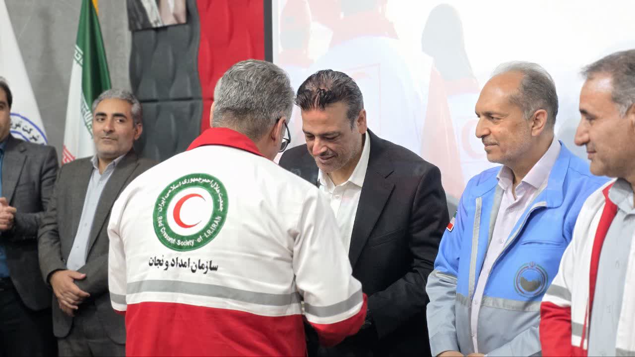 با حضور فرماندار شهرستان فردوس انجام شد؛ تجلیل از...