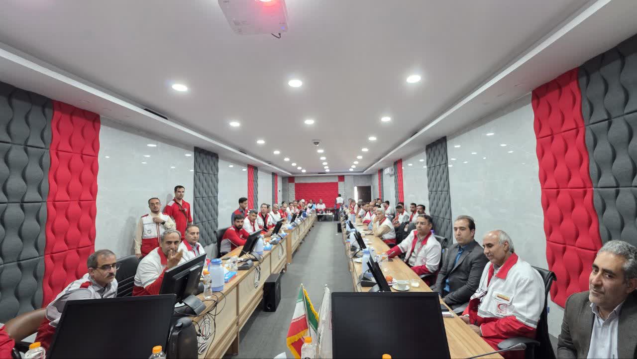 فرماندار فردوس در آیین تجلیل از داوطلبان و...