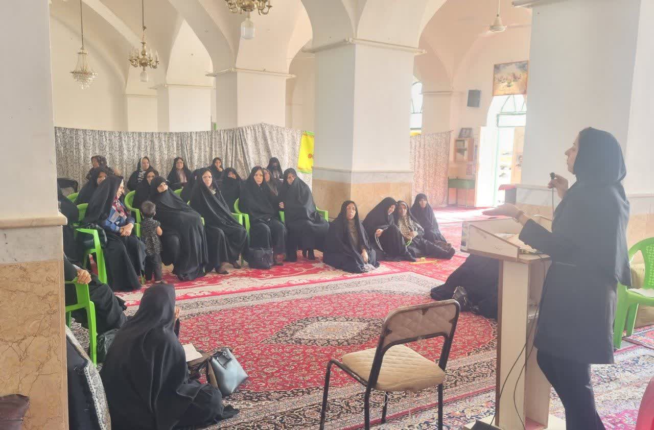 برگزاری جلسه آموزشی سلامت روان در دوران سالمندی در بشرویه