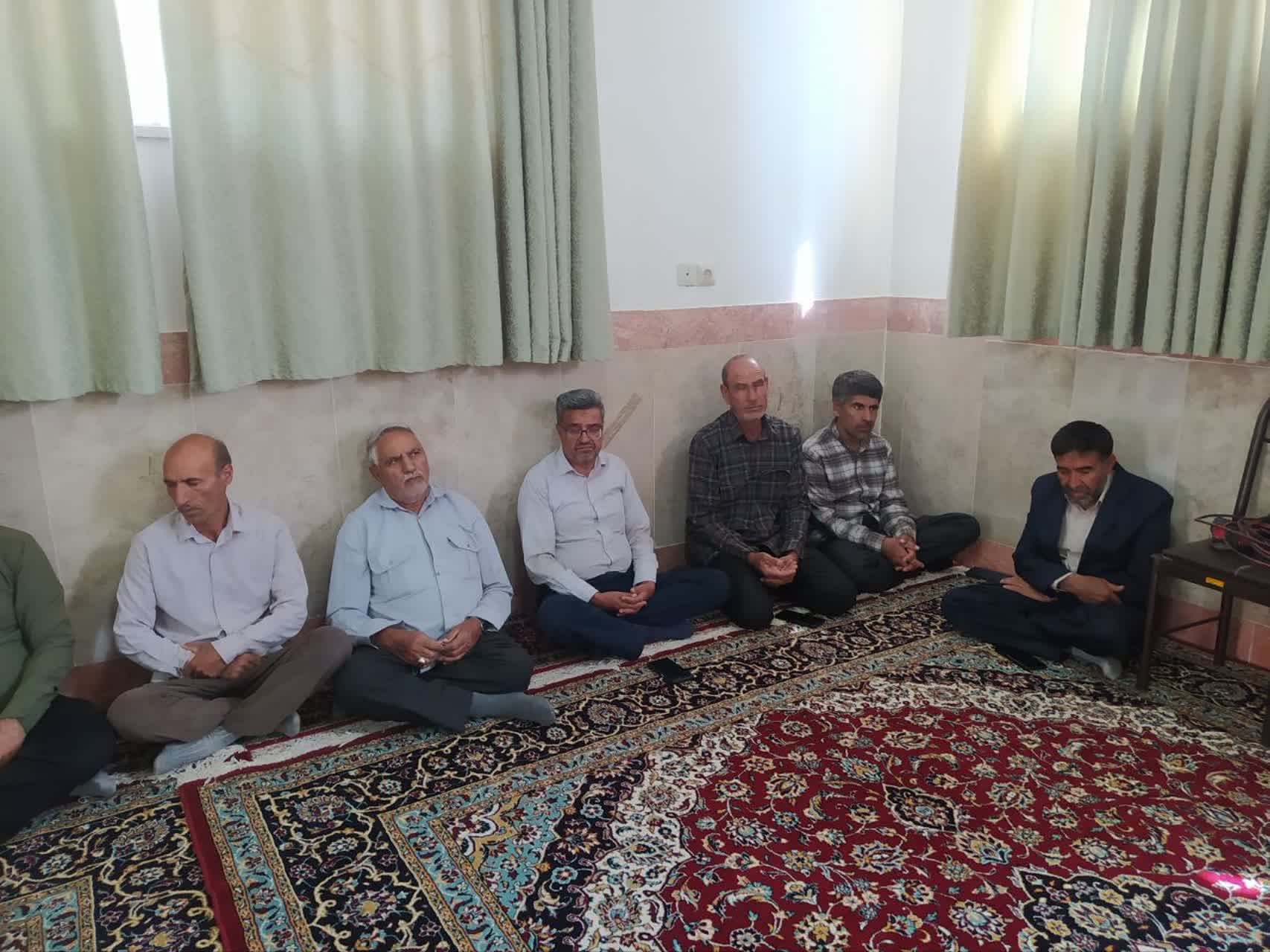 نشست بررسی مسائل و اولویت‌های توسعه روستایی در سرایان