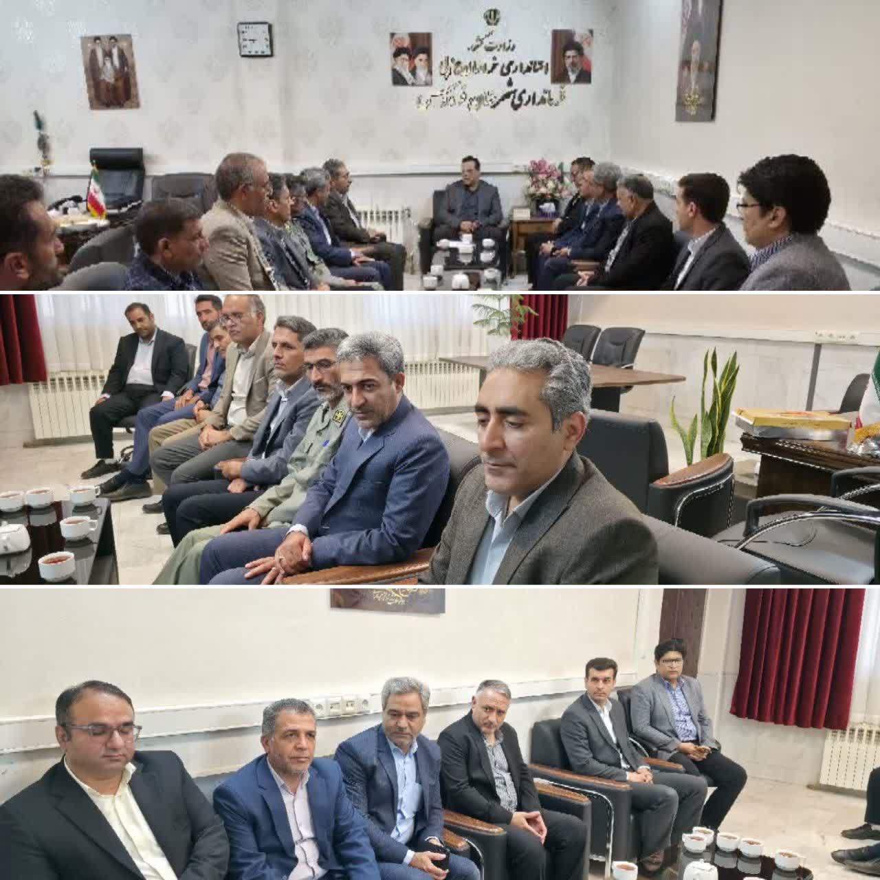 آغاز هفته دولت با دیدار مدیران اجرایی شهرستان